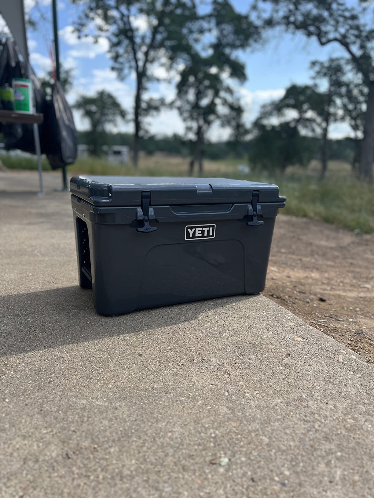 Yeti Tundra 45 quart cooler